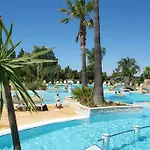 Les Champs Blancs 5*