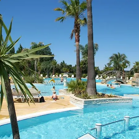 Les Champs Blancs 5*