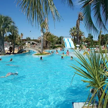 Les Champs Blancs キャンプ場