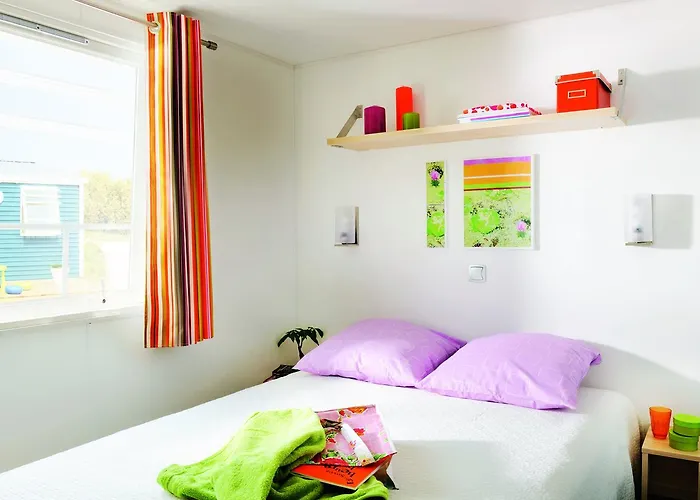 Les Champs Blancs Κάμπινγκ